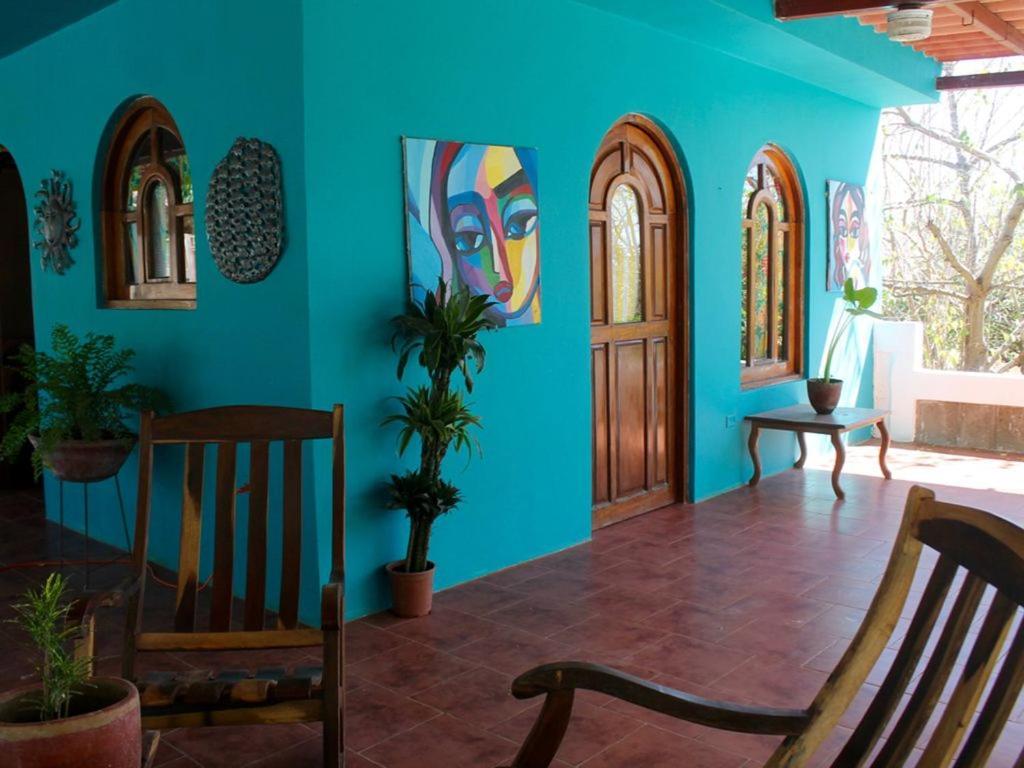 Casa De Los Cocos Bed & Breakfast Transito ภายนอก รูปภาพ